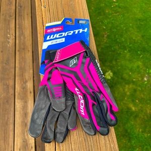 NWT Worth Legit Batting Gloves, Adult Medium